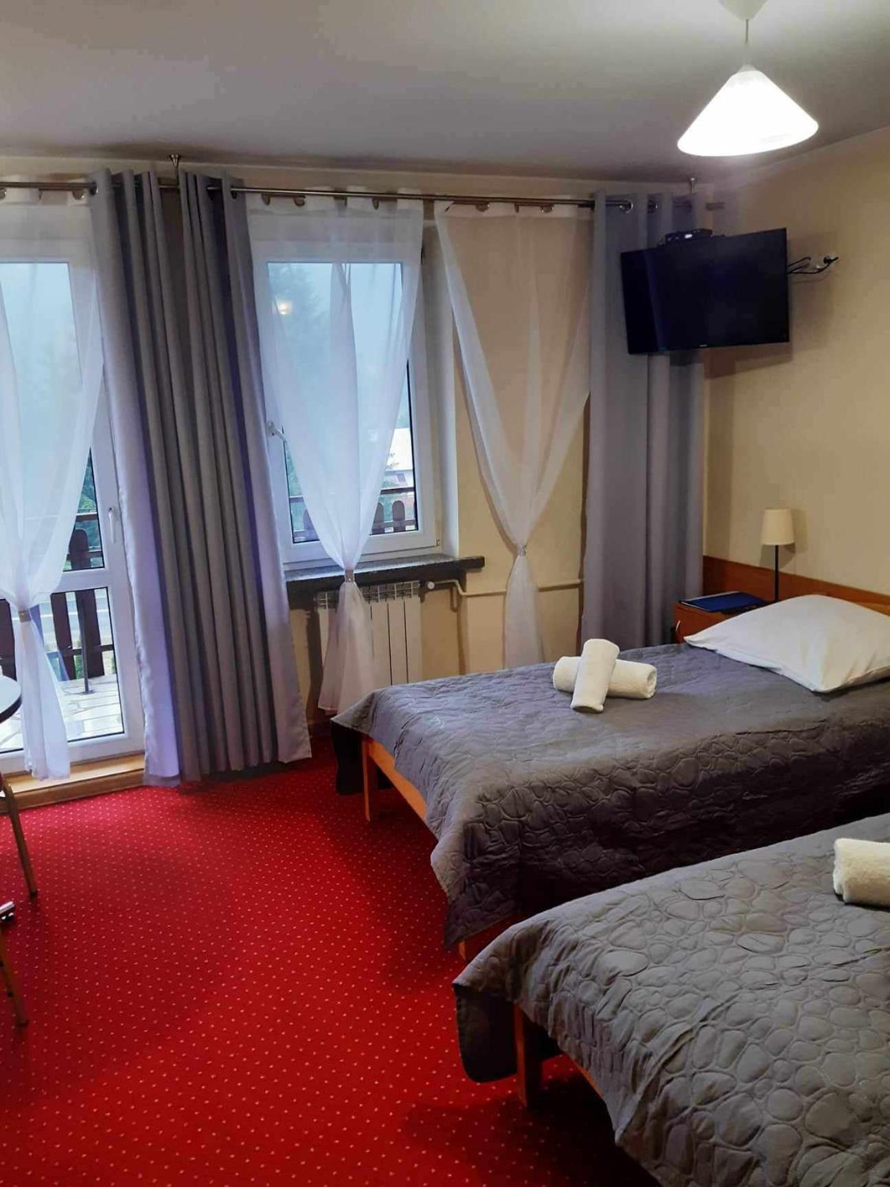 Madohora_Slonce Hotel Zaryte Ngoại thất bức ảnh